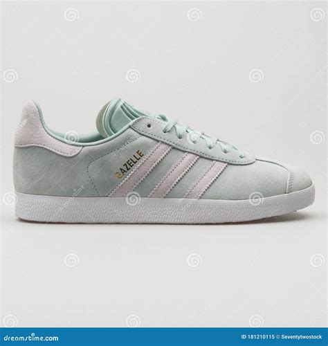 Adidas gazelles odor protector